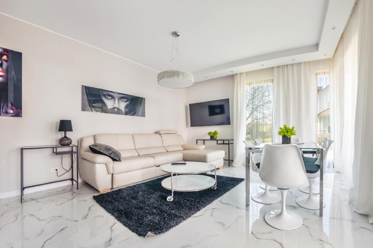 Luxury Long Island Suite 格但斯克 外观 照片