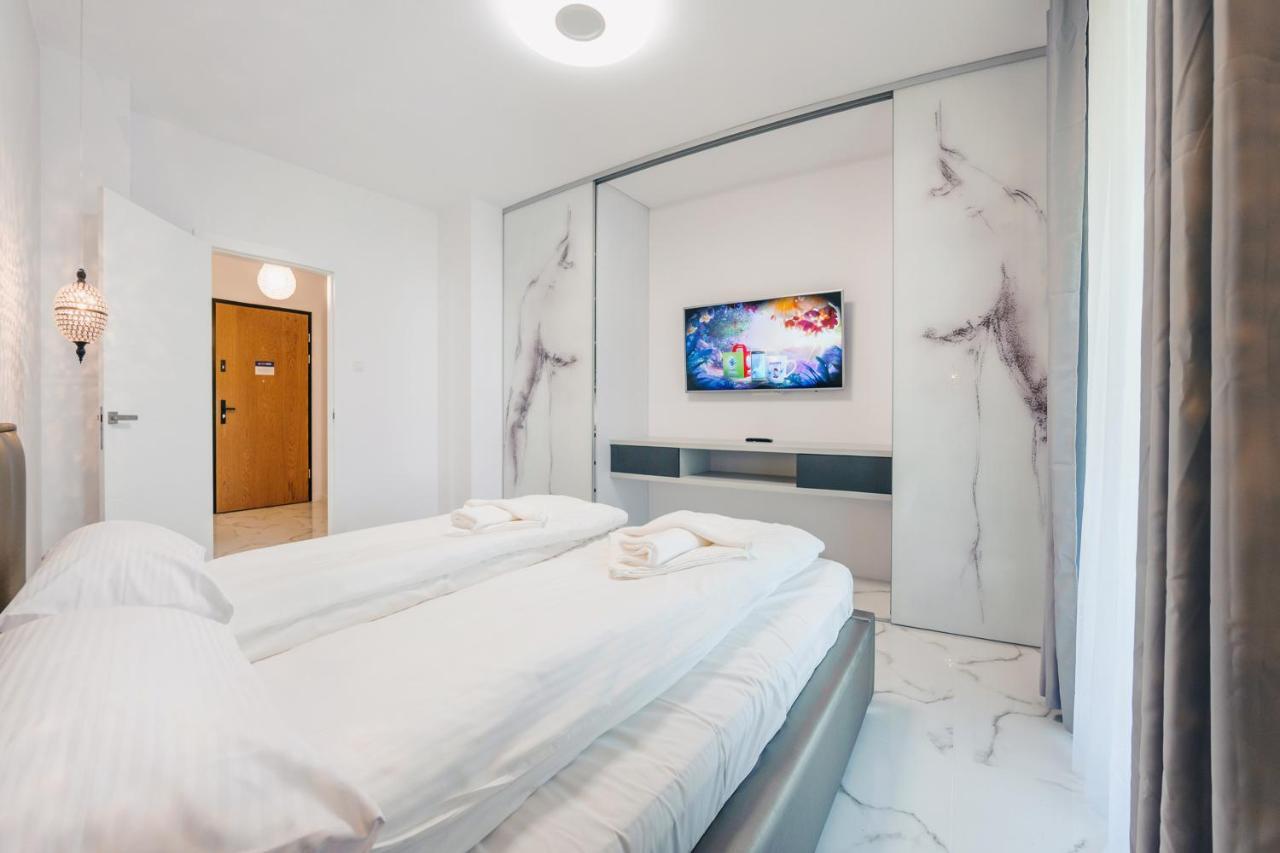 Luxury Long Island Suite 格但斯克 外观 照片